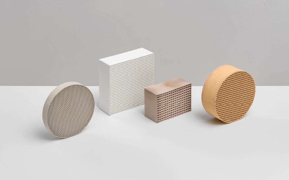 Main IMG Ceramic honeycomb catalytic converters