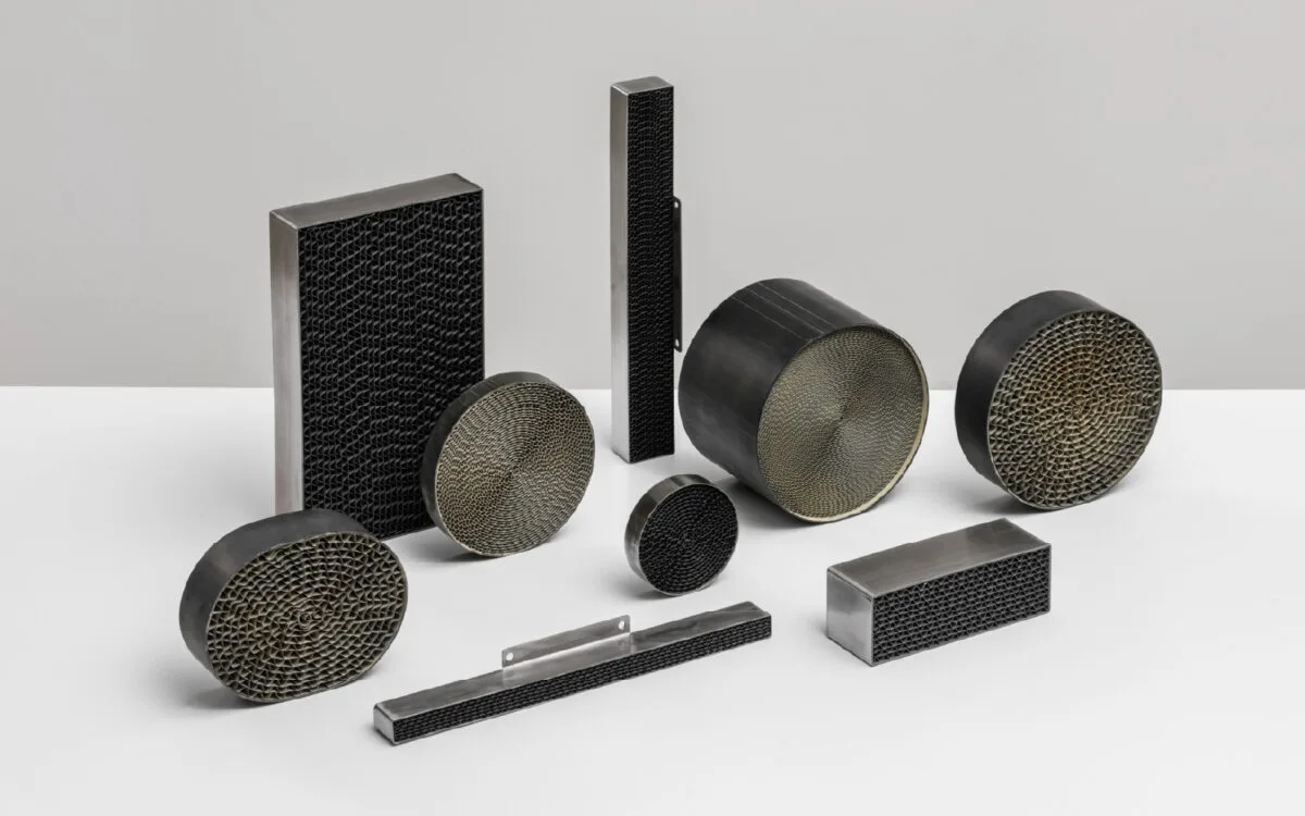 METAL SUBSTRATE CATALYTIC CONVERTERS