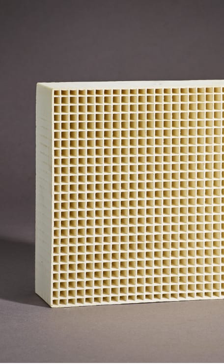 V IMG 1 Ceramic honeycomb catalytic converters